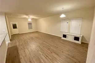 172 Hollis Ln, Kyle, TX 78640 - Photo 2