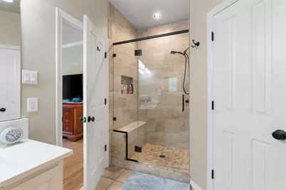 223 E Ridgewood Road, Georgetown, TX 78633 - Photo 18