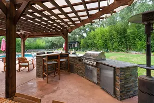 223 E Ridgewood Rd, Georgetown, TX 78633 - Photo 26