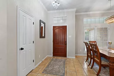 223 E Ridgewood Road, Georgetown, TX 78633 - Photo 8