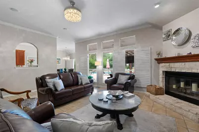223 E Ridgewood Road, Georgetown, TX 78633 - Photo 10