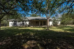 740 Coyote Run, New Braunfels, TX 78132 - Photo 4