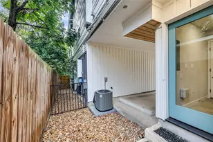 913 Duncan Ln, Austin, TX 78705 - Photo 30