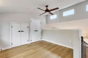 913 Duncan Ln, Austin, TX 78705 - Photo 22