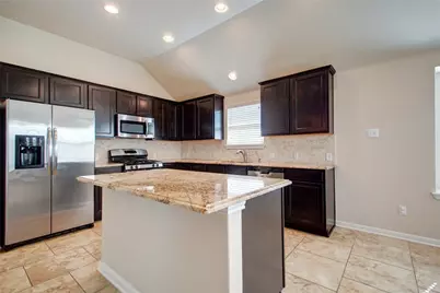 2015 Autumn Run Lane, Round Rock, TX 78665 - Photo 6
