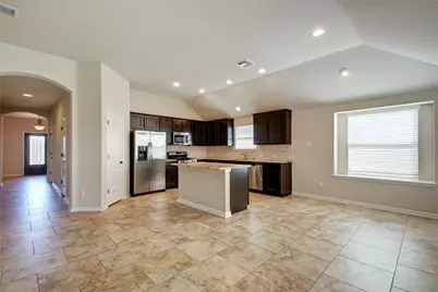 2015 Autumn Run Lane, Round Rock, TX 78665 - Photo 4