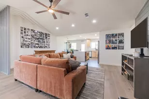 2214 Lear Ln, Austin, TX 78745 - Photo 8