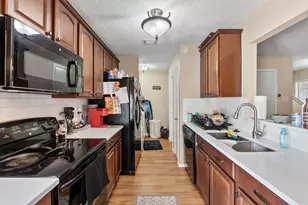 1015 E Yager Ln, Austin, TX 78753 - Photo 1