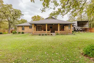 704 Enfield Rd, Rockdale, TX 76567 - Photo 30