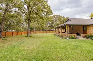 704 Enfield Rd, Rockdale, TX 76567 - Photo 32
