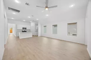 171 Hornet St, Elgin, TX 78621 - Photo 10
