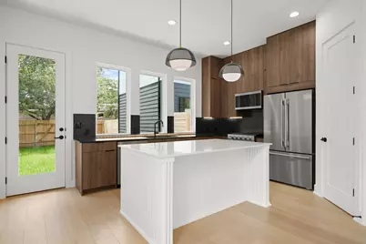 913 Capitol Court #1, Austin, TX 78756 - Photo 12