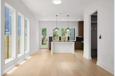 913 Capitol Court #1, Austin, TX 78756 - Photo 8