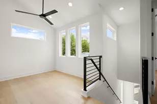 913 Capitol Ct, Austin, TX 78756 - Photo 16