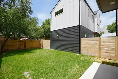 913 Capitol Court #1, Austin, TX 78756 - Photo 6