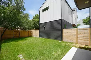 913 Capitol Ct, Austin, TX 78756 - Photo 6