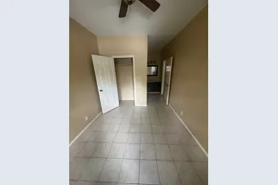 3206 King Street #209, Austin, TX 78705 - Photo 10