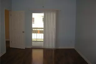 114 E 31st St, Austin, TX 78705 - Photo 6