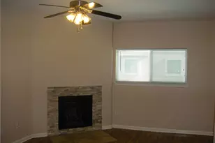 114 E 31st St, Austin, TX 78705 - Photo 2