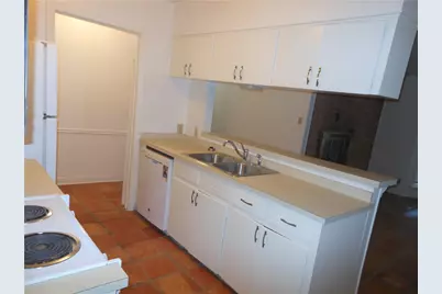 2308 Barton Skyway NW #B, Austin, TX 78704 - Photo 4