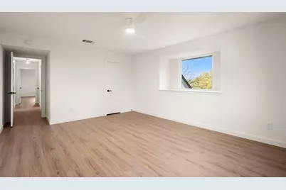 12036 Lincolnshire Drive, Austin, TX 78758 - Photo 28