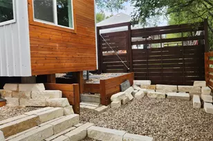 1134 Lott Ave, Austin, TX 78721 - Photo 24