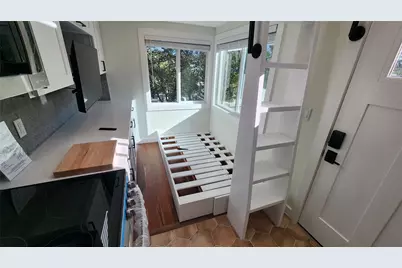 1134 Lott Avenue, Austin, TX 78721 - Photo 8