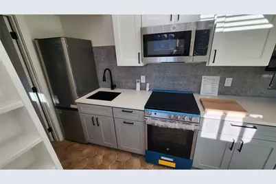 1134 Lott Avenue, Austin, TX 78721 - Photo 6