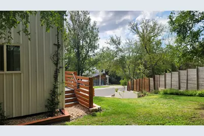 1134 Lott Avenue, Austin, TX 78721 - Photo 26