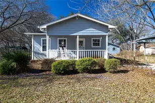 1012 Buerger Ln, Seguin, TX 78155 - Photo 1