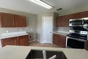 12817 Chime Dr, Manor, TX 78653 - Photo 14