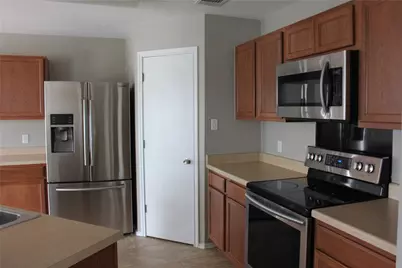 12817 Chime Drive, Manor, TX 78653 - Photo 10