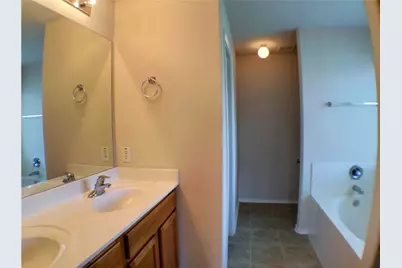 511 W South Street, Leander, TX 78641 - Photo 10