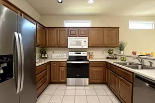 103 Elderberry St, Georgetown, TX 78633 - Photo 8