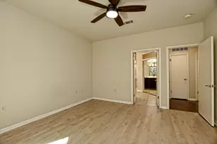 103 Elderberry St, Georgetown, TX 78633 - Photo 14