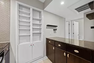 2200 Dickson Dr, Austin, TX 78704 - Photo 12