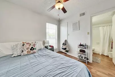 2803 Hemphill Park #B305, Austin, TX 78705 - Photo 10