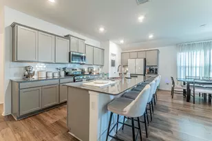 524 Sebring Cir, Hutto, TX 78634 - Photo 2