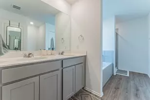 524 Sebring Cir, Hutto, TX 78634 - Photo 8