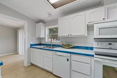 10340 W Darleen Drive, Leander, TX 78641 - Photo 14