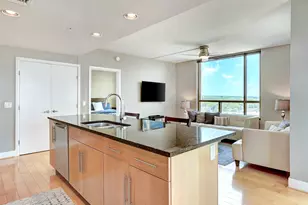 300 Bowie St, Austin, TX 78703 - Photo 10