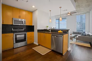 360 Nueces St, Austin, TX 78701 - Photo 4