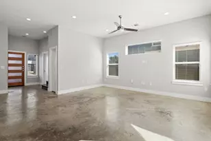 6301 Santos St, Austin, TX 78741 - Photo 14
