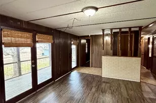 83 Roots Rd, Martindale, TX 78655 - Photo 10