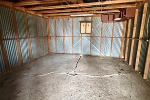 83 Roots Rd, Martindale, TX 78655 - Photo 22