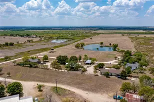 83 Roots Rd, Martindale, TX 78655 - Photo 24