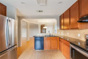 11532 Ashbrook Dr, Manchaca, TX 78652 - Photo 4