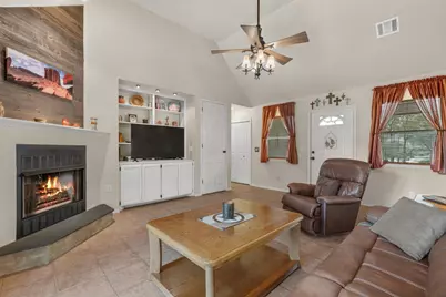 12400 Shady Acres Drive, Buda, TX 78610 - Photo 10