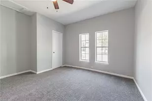 1002 S 2nd St, Temple, TX 76504 - Photo 8