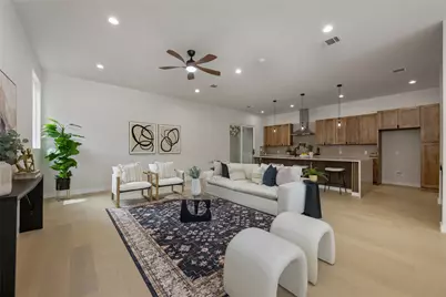 4324 Airport Boulevard #B, Austin, TX 78722 - Photo 2